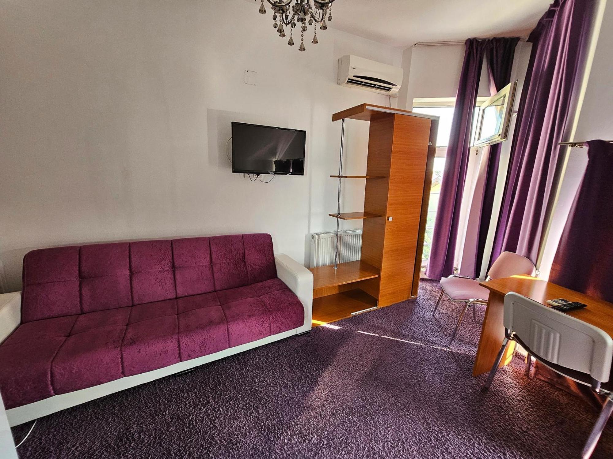Iris Boutique Therme & Bucharest Otopeni Airport Экстерьер фото