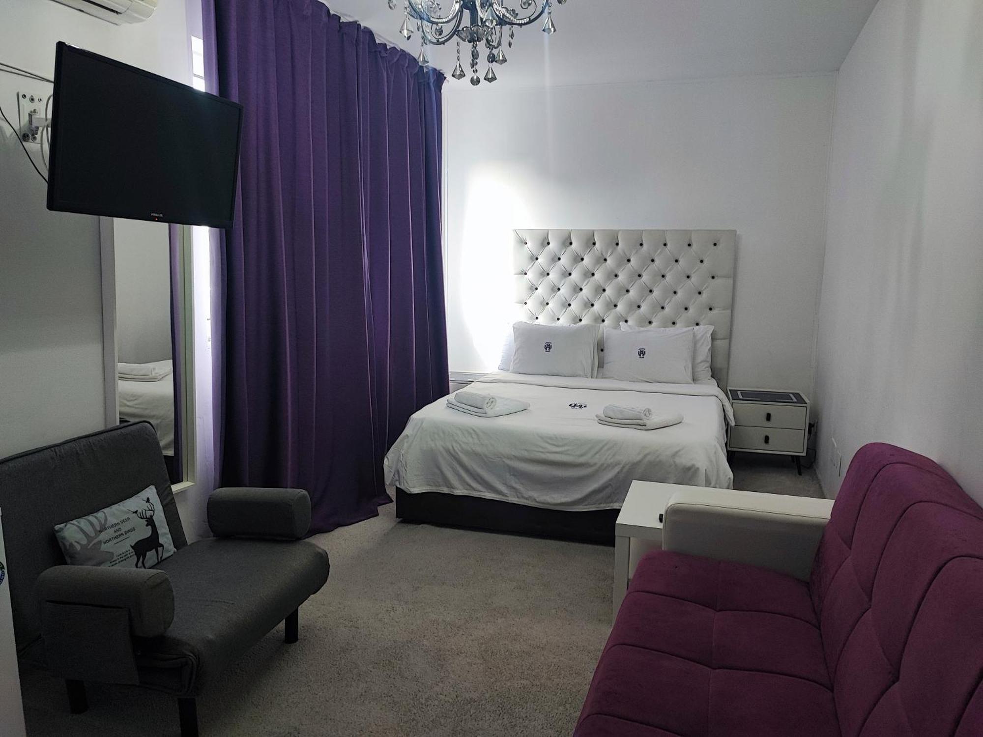 Iris Boutique Therme & Bucharest Otopeni Airport Экстерьер фото