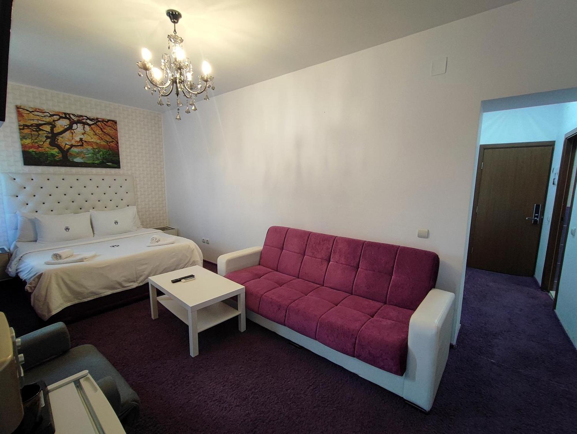 Iris Boutique Therme & Bucharest Otopeni Airport Экстерьер фото