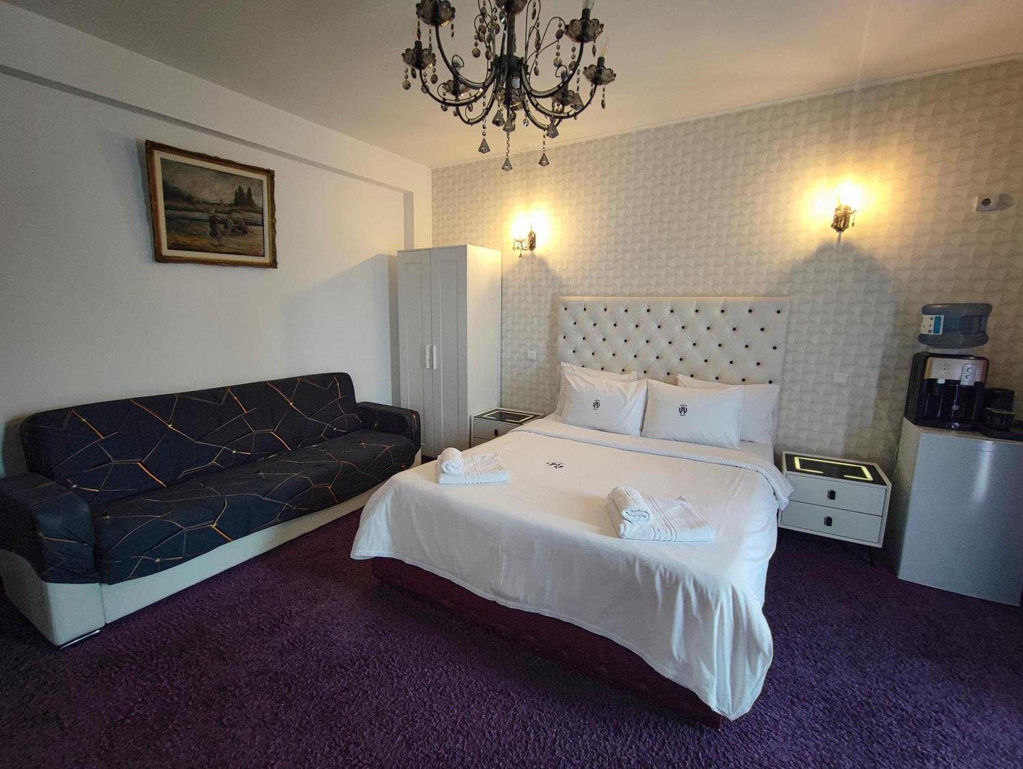 Iris Boutique Therme & Bucharest Otopeni Airport Экстерьер фото