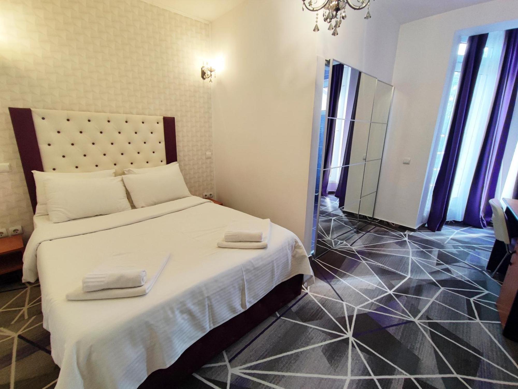 Iris Boutique Therme & Bucharest Otopeni Airport Экстерьер фото