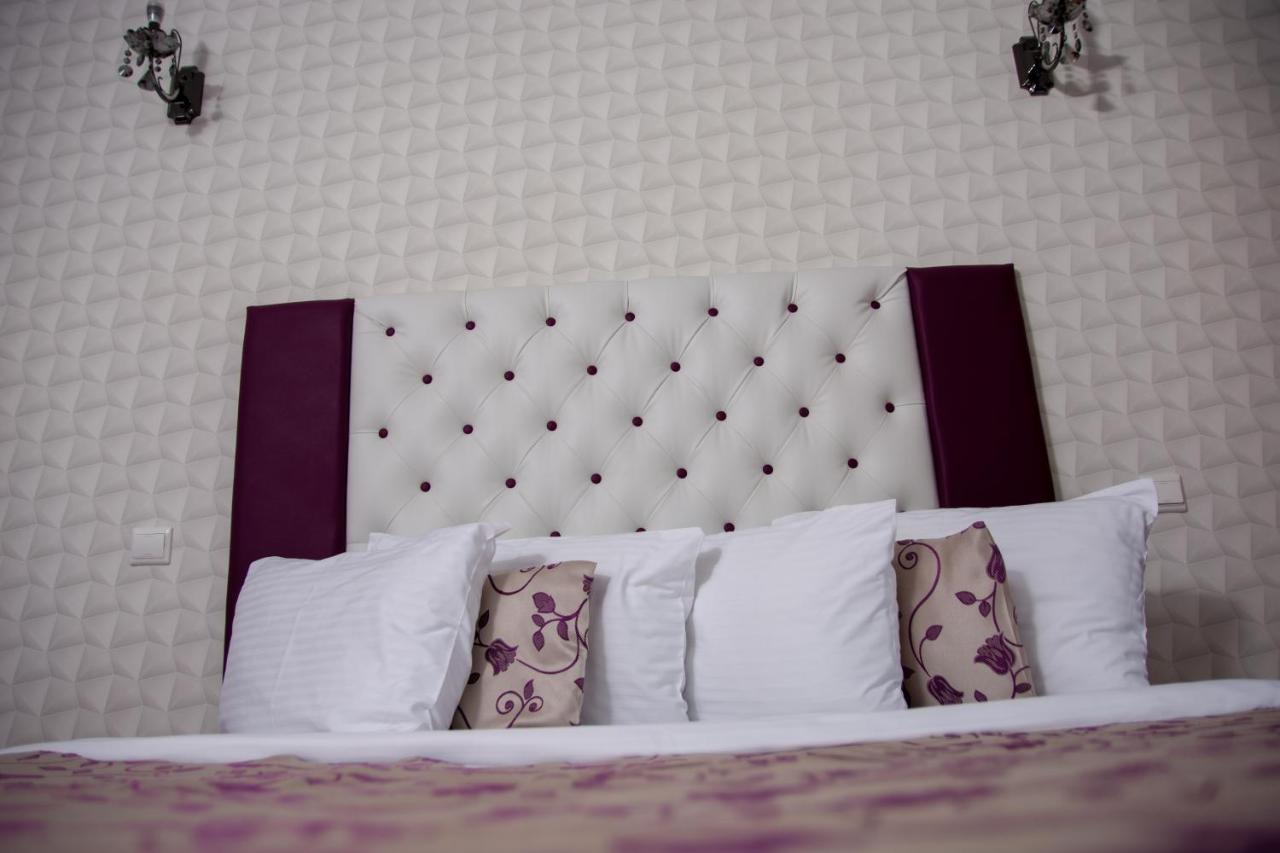 Iris Boutique Therme & Bucharest Otopeni Airport Экстерьер фото