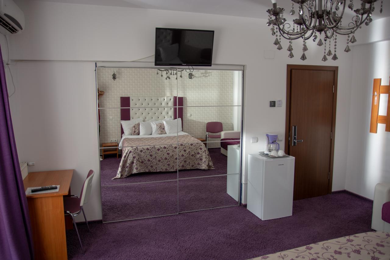 Iris Boutique Therme & Bucharest Otopeni Airport Экстерьер фото