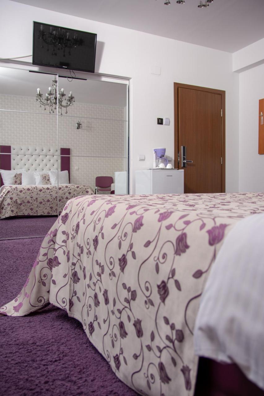 Iris Boutique Therme & Bucharest Otopeni Airport Экстерьер фото