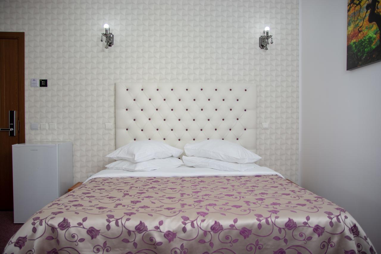 Iris Boutique Therme & Bucharest Otopeni Airport Экстерьер фото
